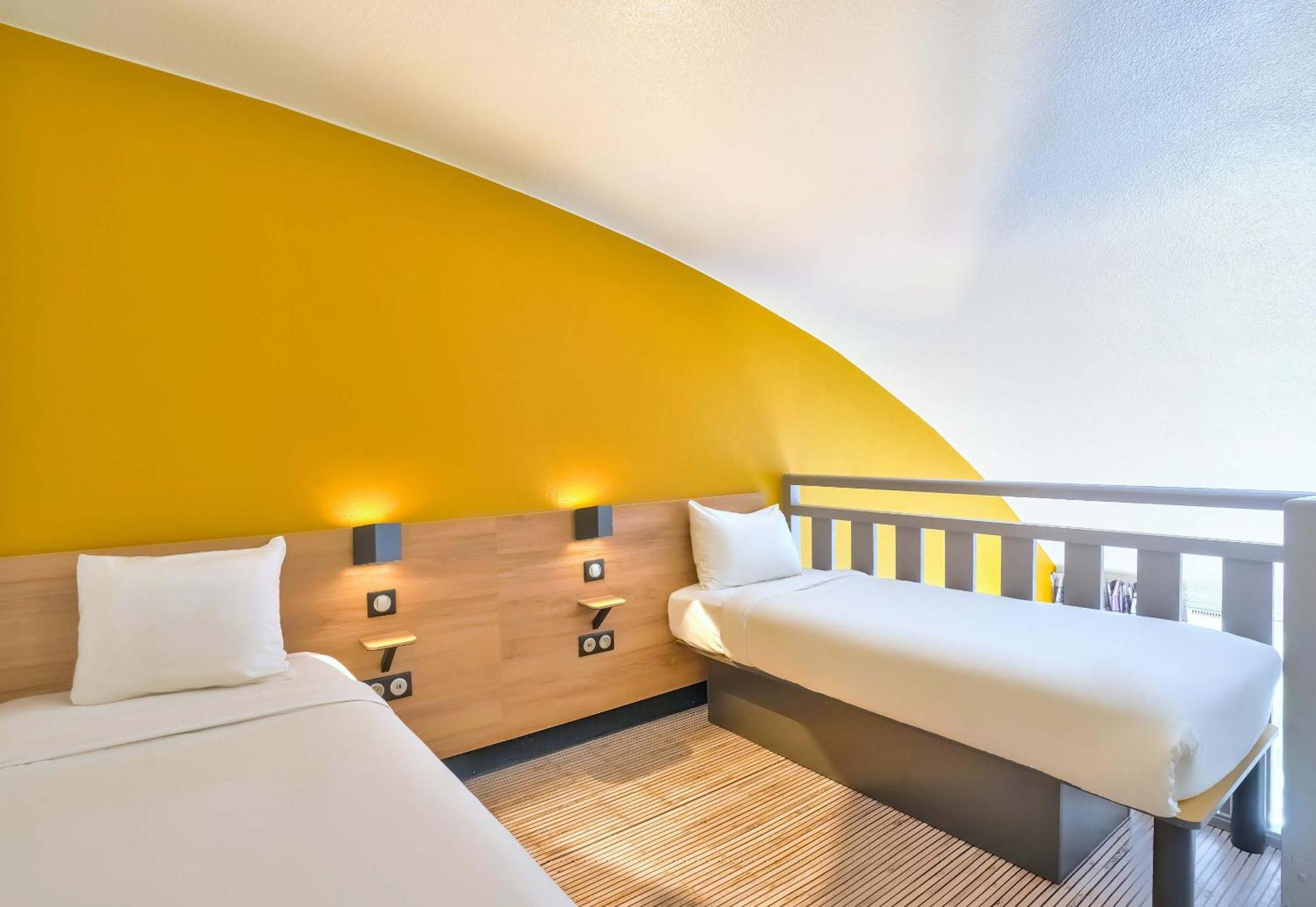 Hotel Paris Parc Des Expositions 3*