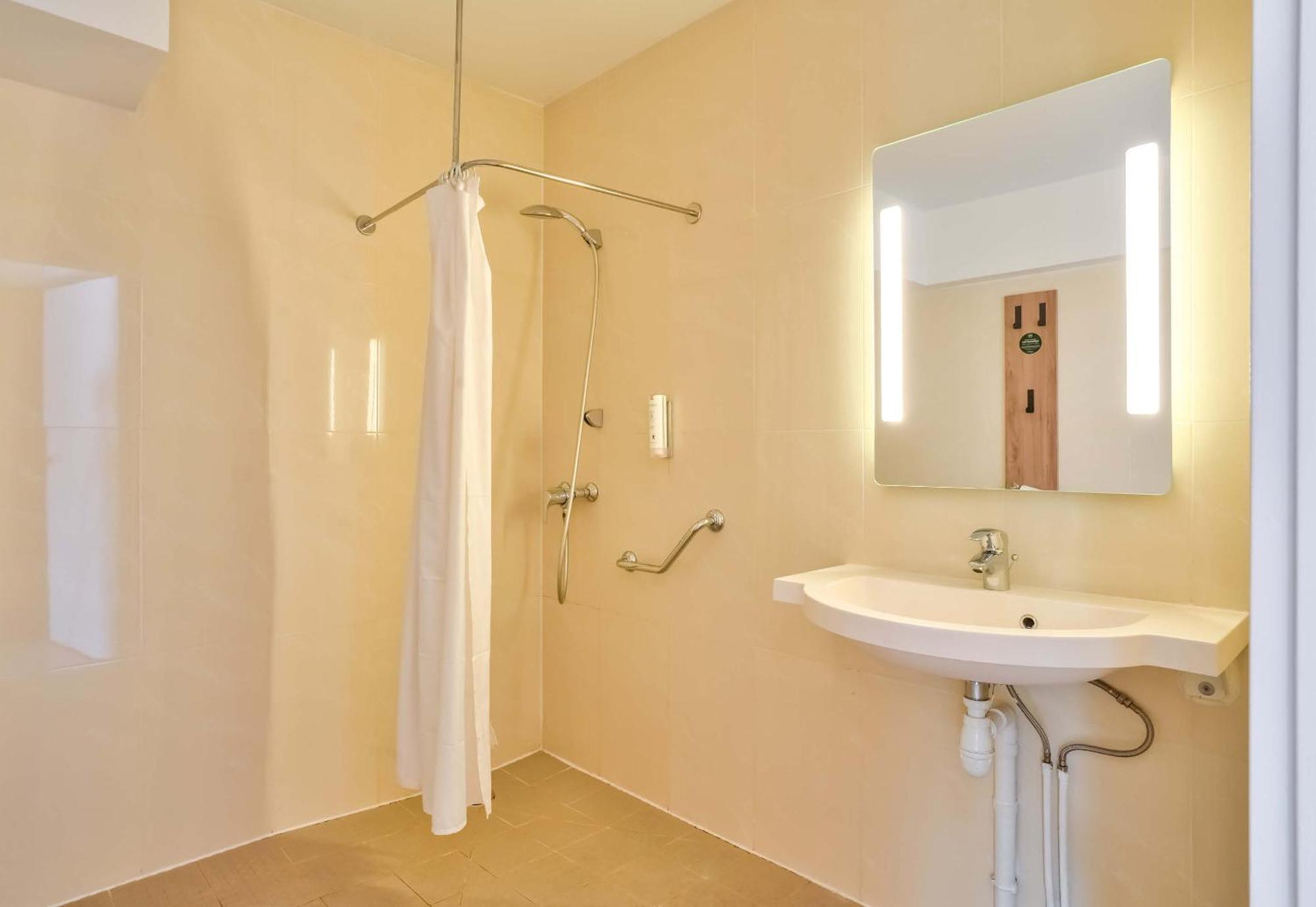 Hotel Paris Parc Des Expositions
