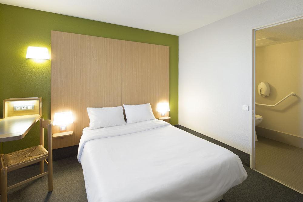 Hotel Paris Parc Des Expositions 3*