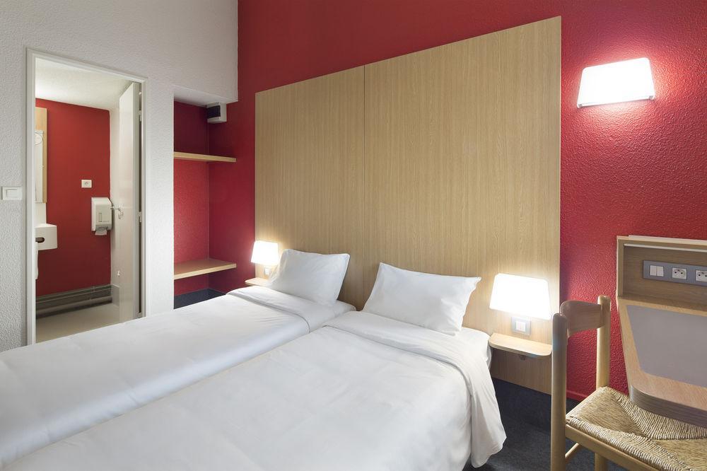 Hotel Paris Parc Des Expositions